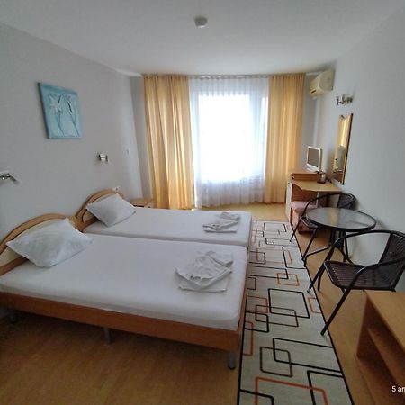 סוזופול Family Hotel Coral מראה חיצוני תמונה