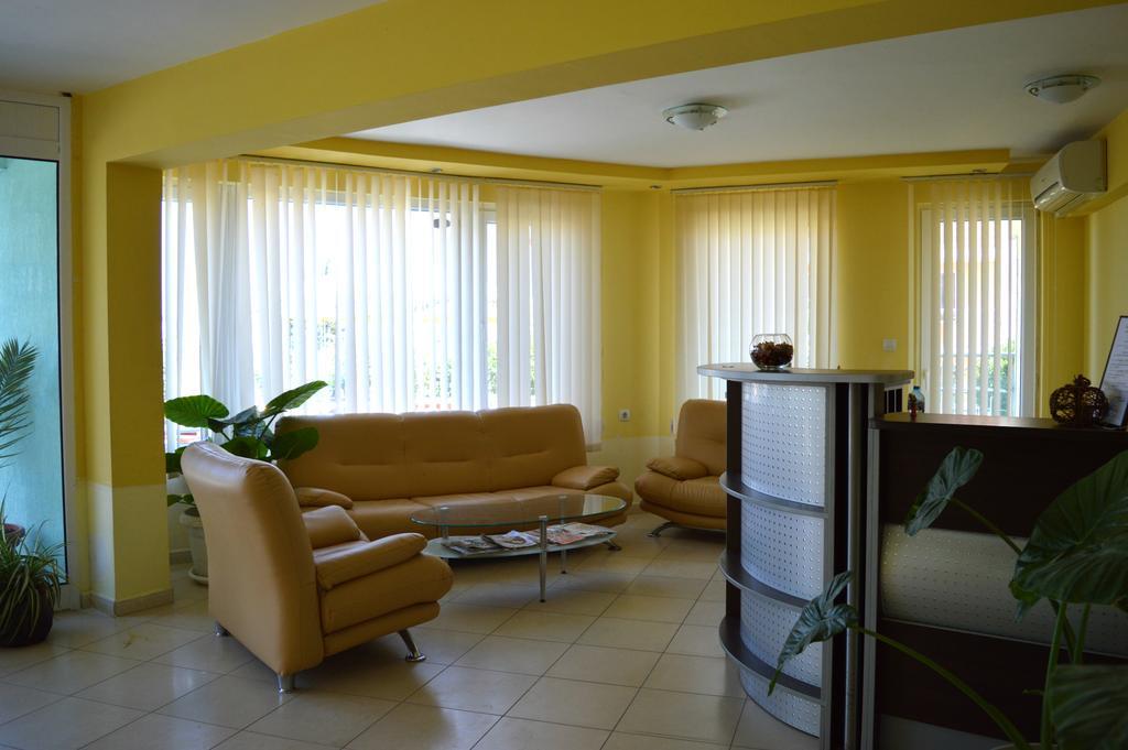 סוזופול Family Hotel Coral מראה חיצוני תמונה