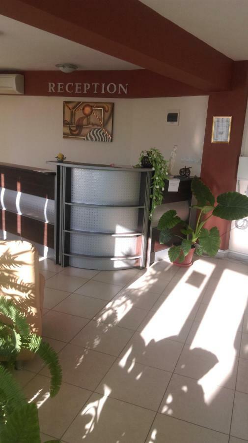 סוזופול Family Hotel Coral מראה חיצוני תמונה